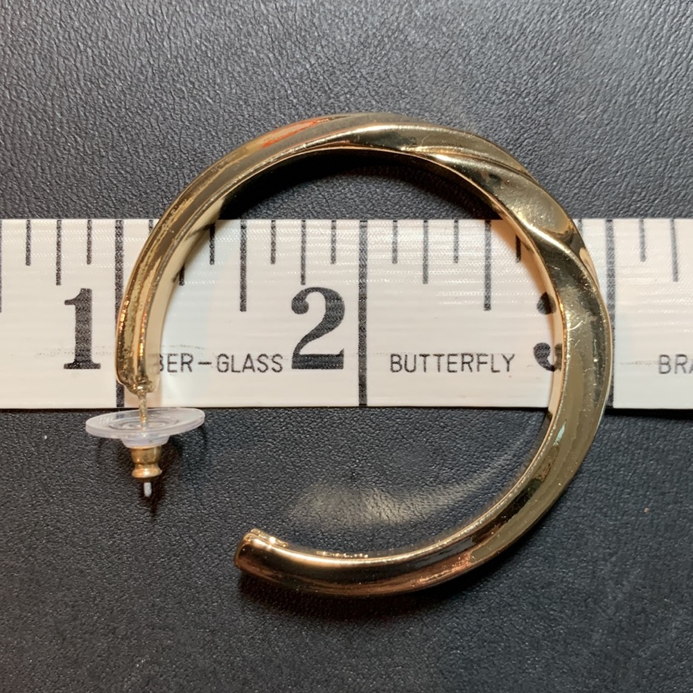 Kenneth Jay Lane Hoop Earrings - Picture 6 of 6
